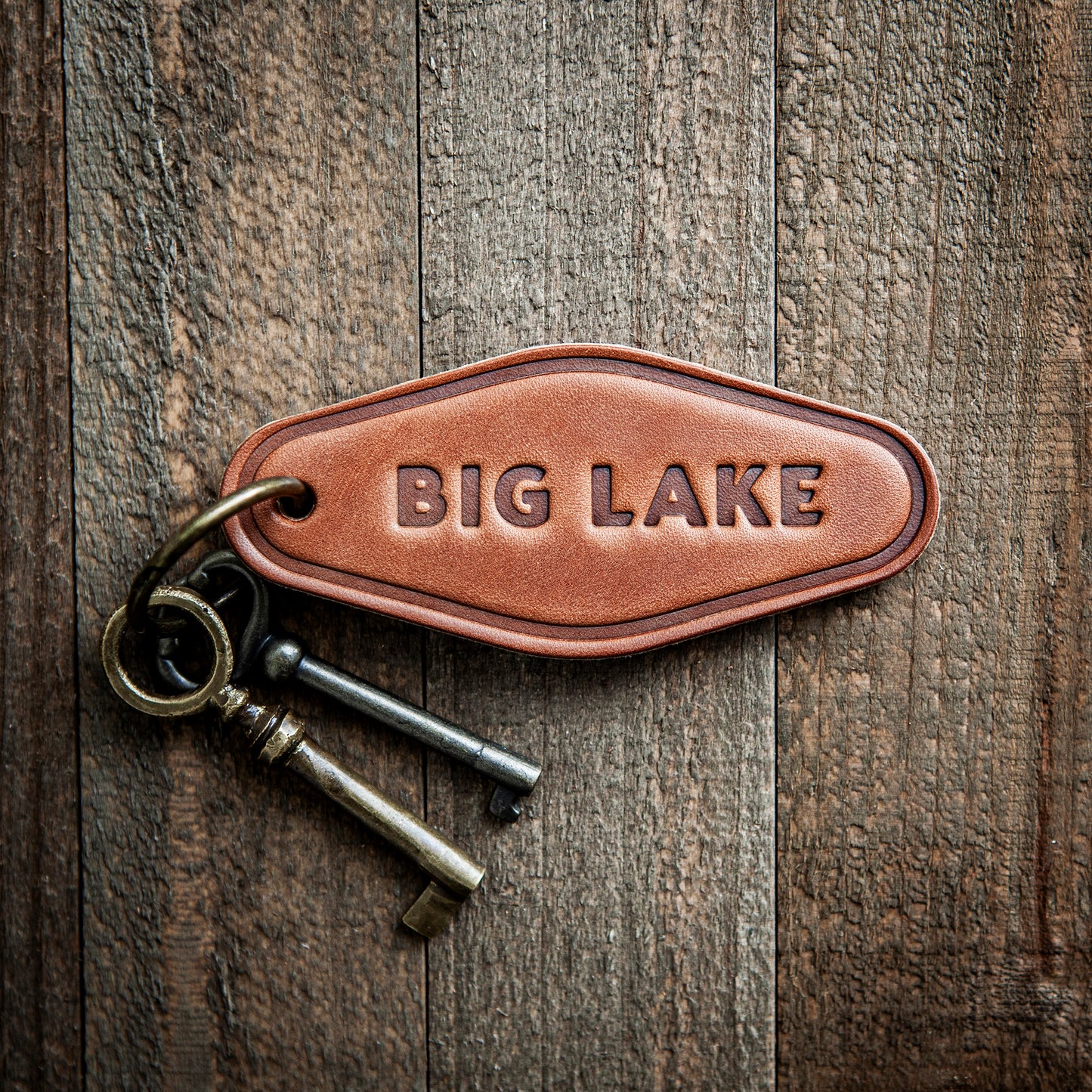 Big Lake Leather Keychain Motel Style