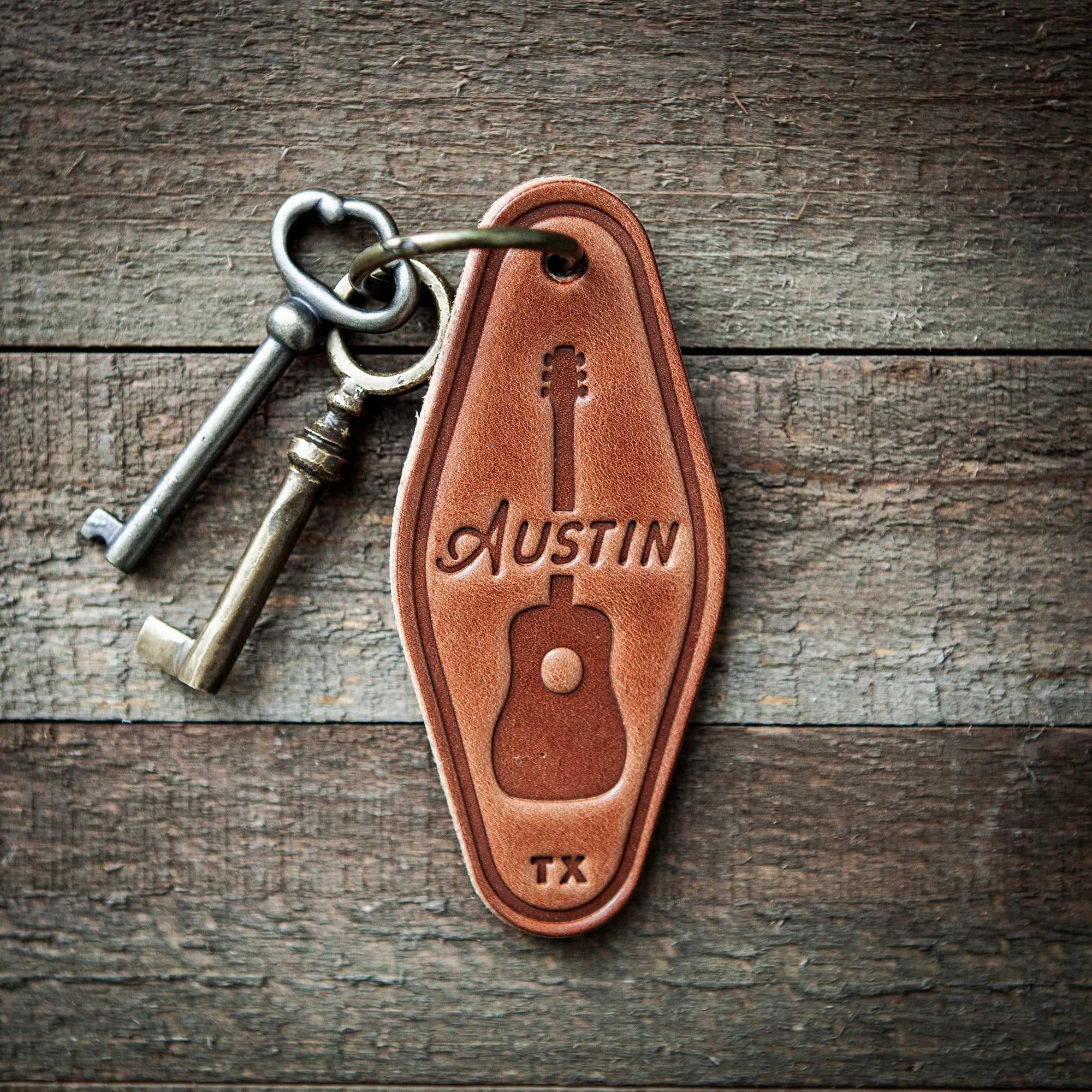 Austin Texas Guitar Leather Keychain Motel Style – Sugarhouse Leather