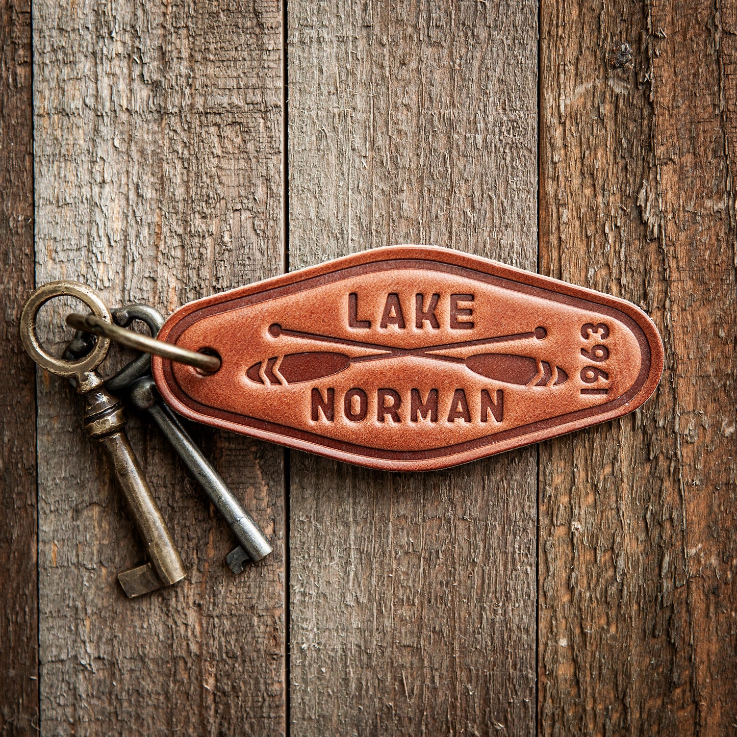Lake Norman Paddles Leather Keychain Motel Style