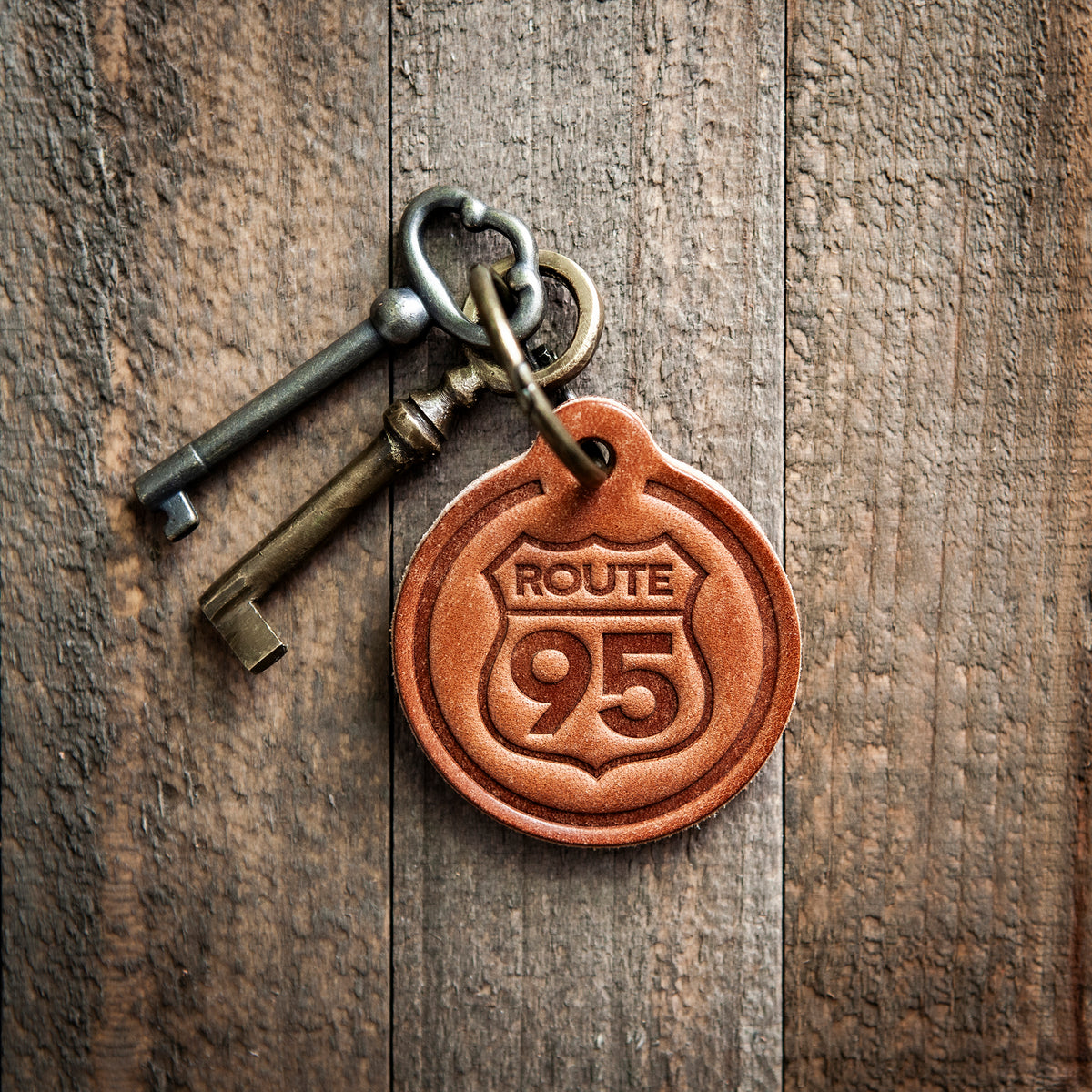 Route 95 Leather Keychain Circle Style