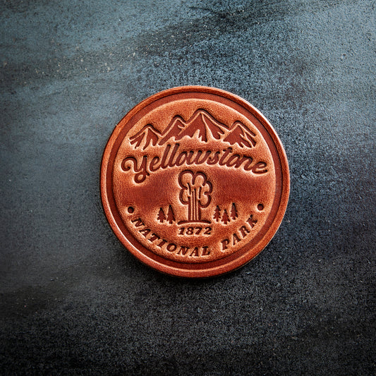 Old Faithful Yellowstone Leather Magnet Circle Style
