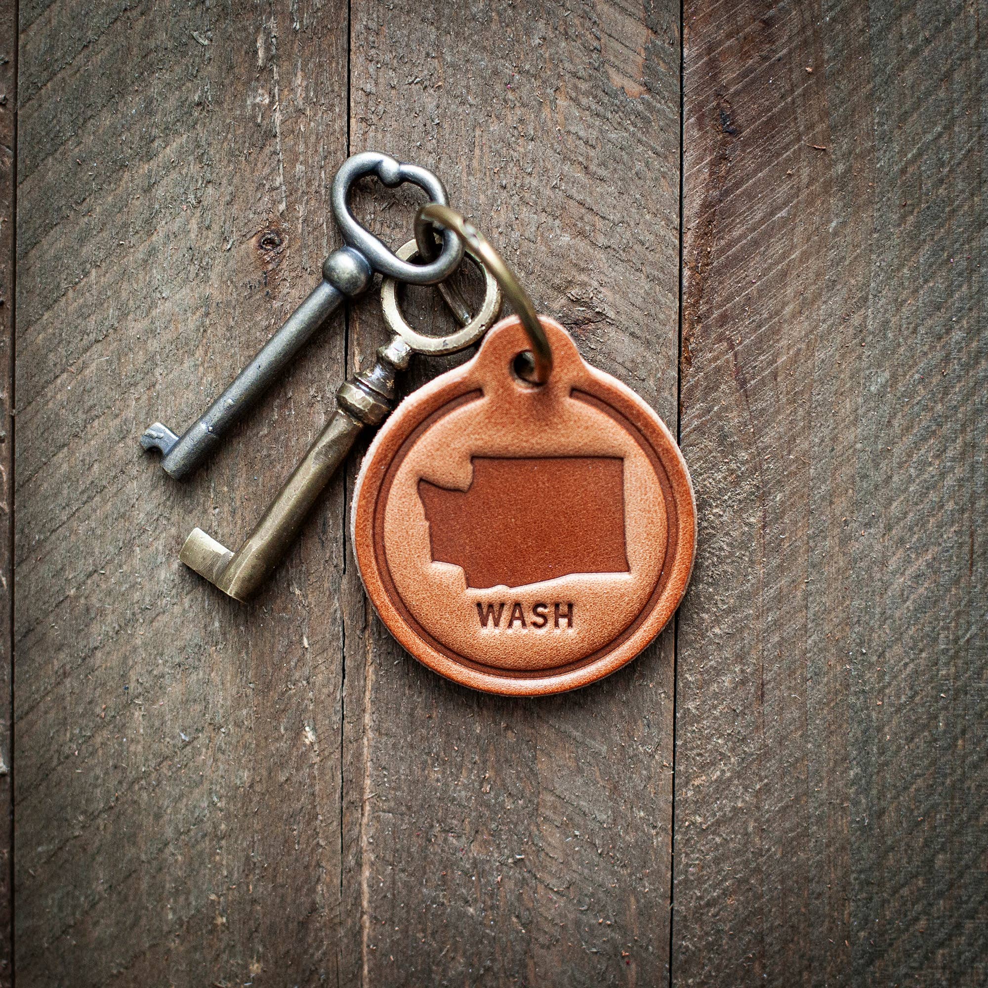 Washington Leather Keychain Circle