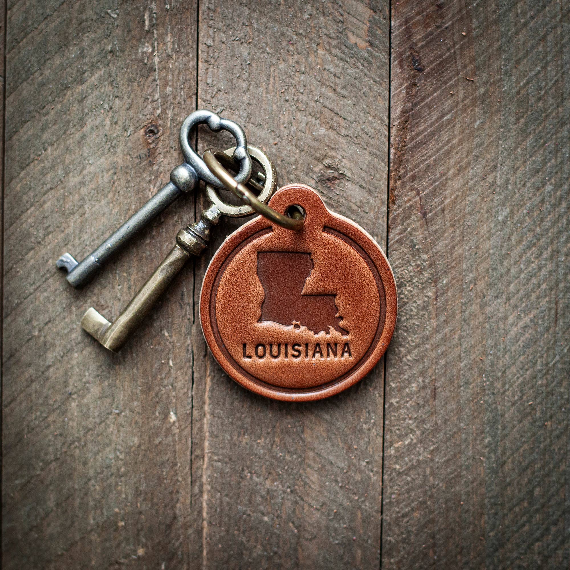 Louisiana Leather Keychain Circle