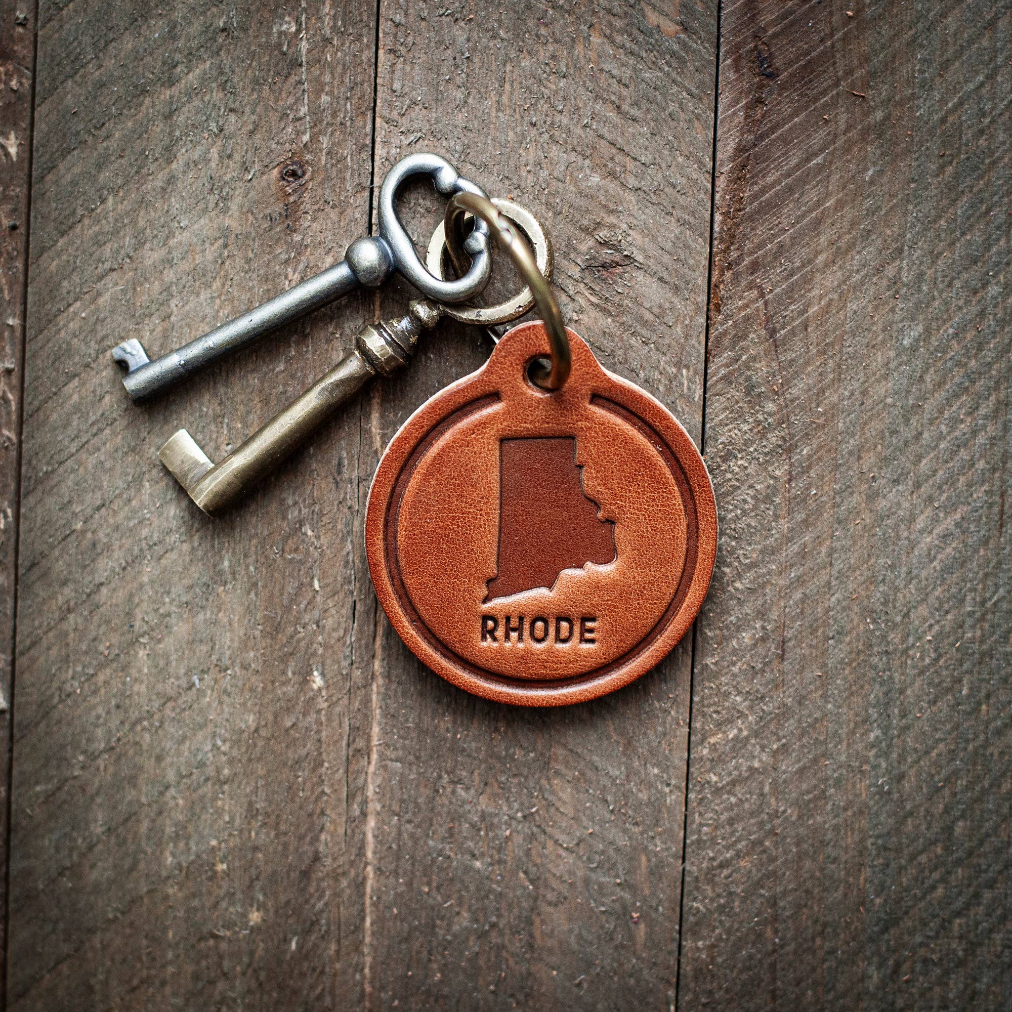 Rhode Island Leather Keychain Circle