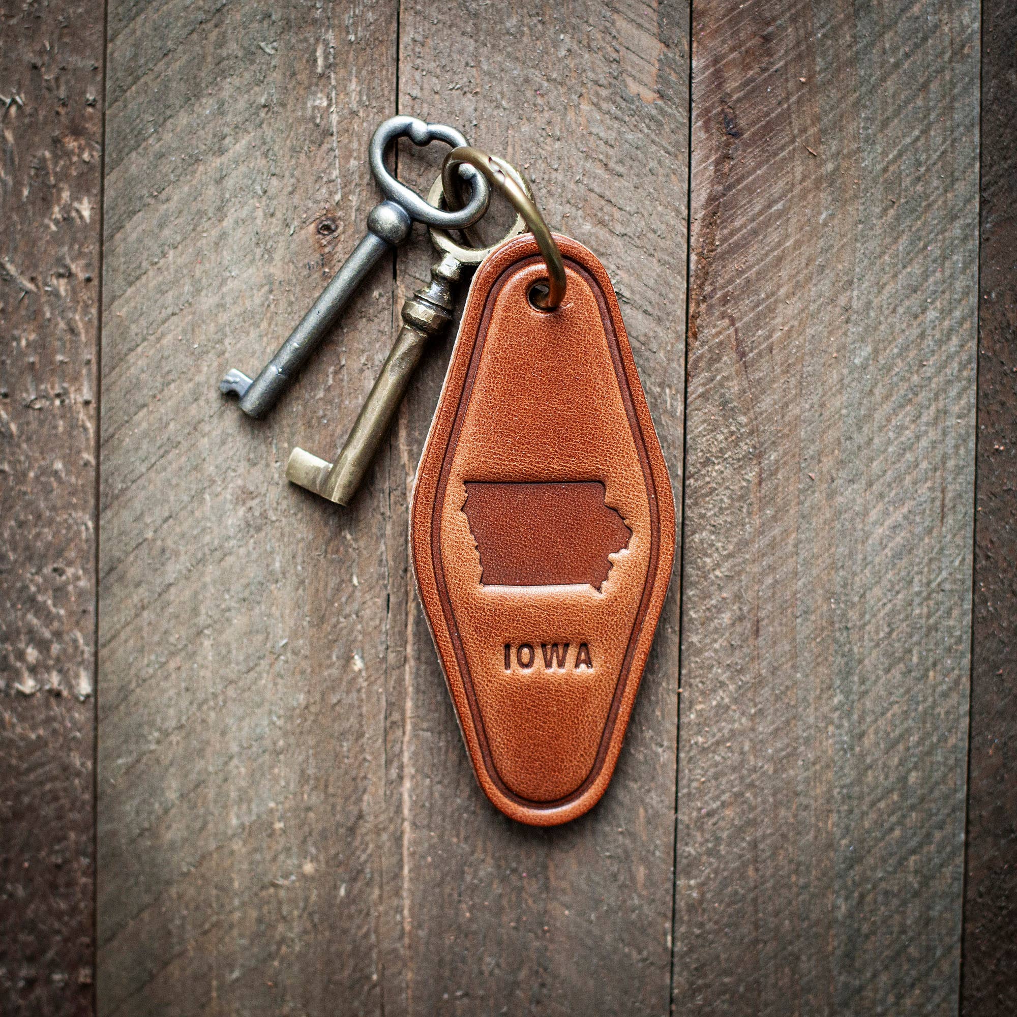 Iowa Leather Keychain Motel Style